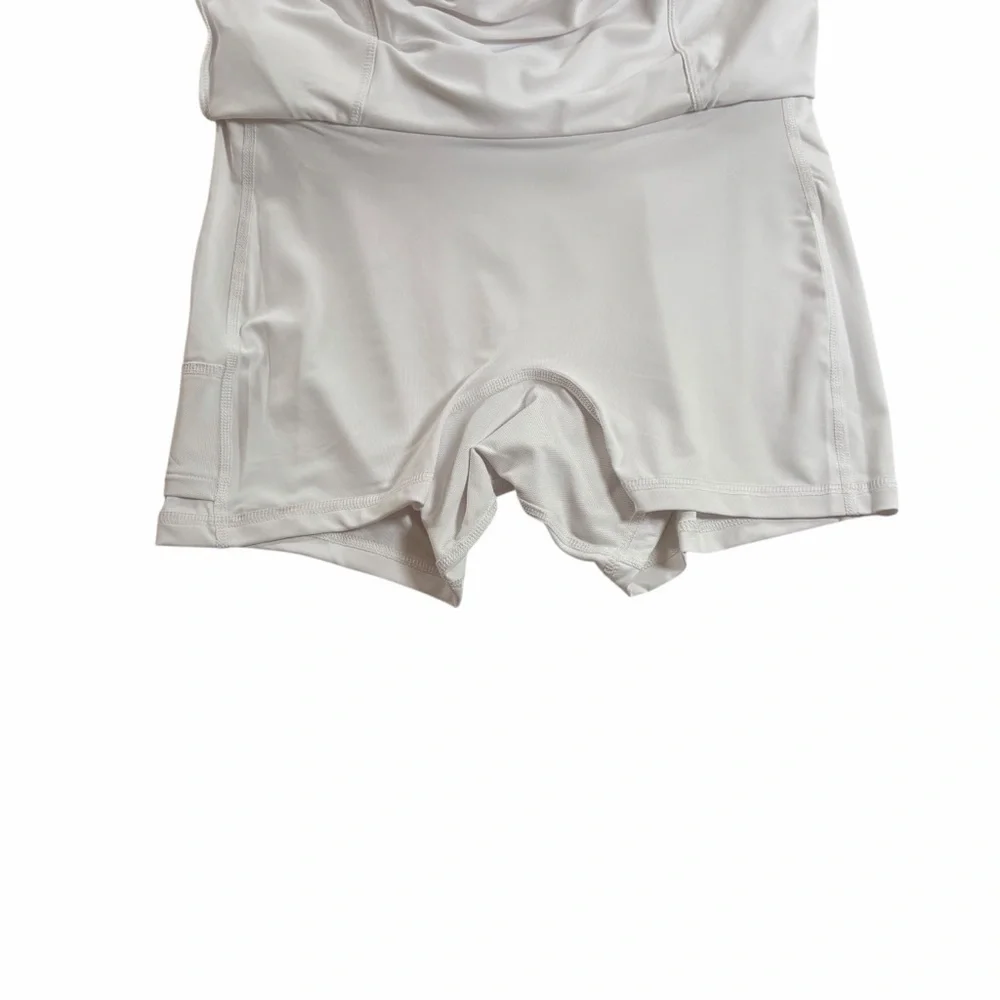 🤍 Peter Millar Women’s Performance Sally Skort | White | Size Small (NWT) 🤍